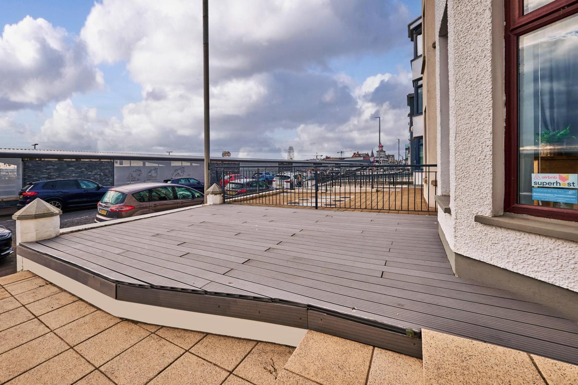 1 Golf Terrace - By The Sea Apartment *